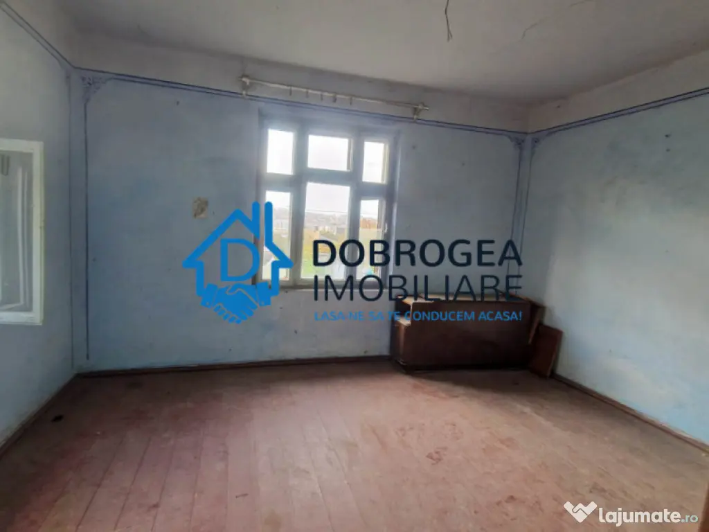 CASA DEMOLABILA ,TEREN 733 MP, DESCHIDERE STRADALA 11,5 ML