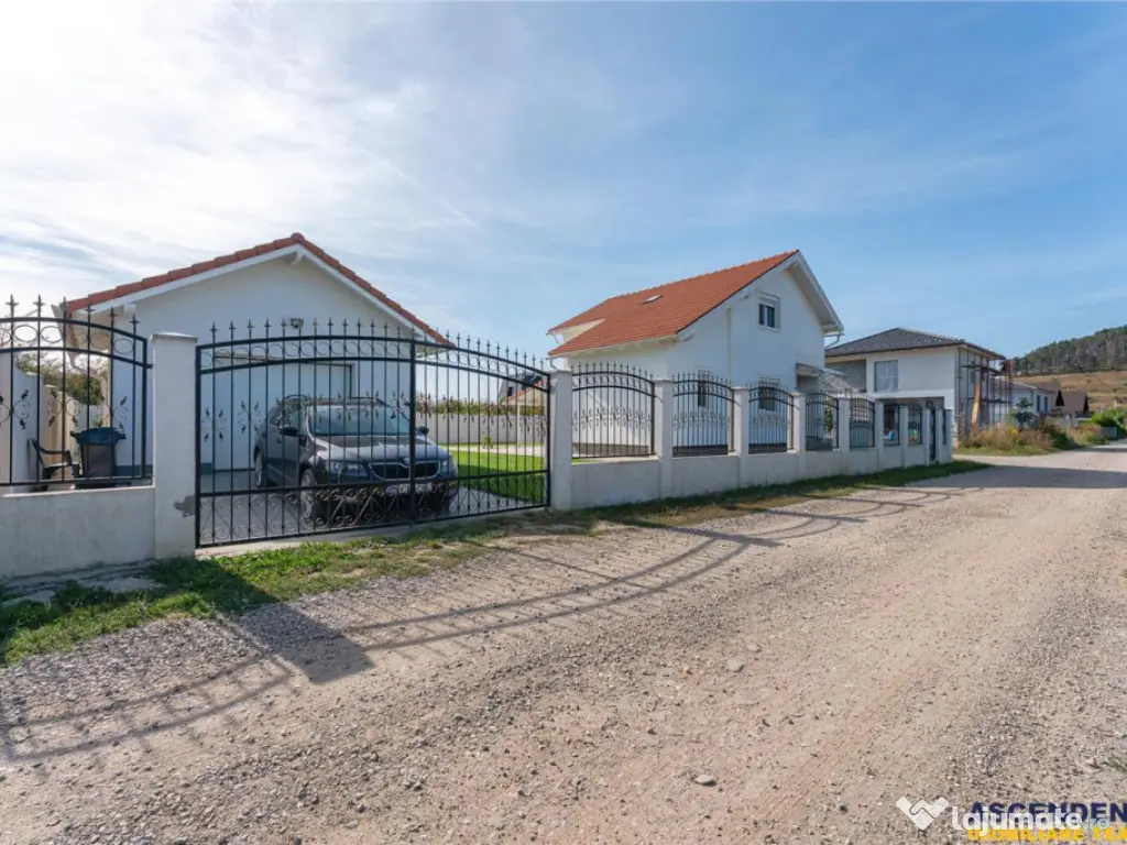 OFERTA TRANZACTIONATA!! Vila noua, terasa, curte, garaj, cad