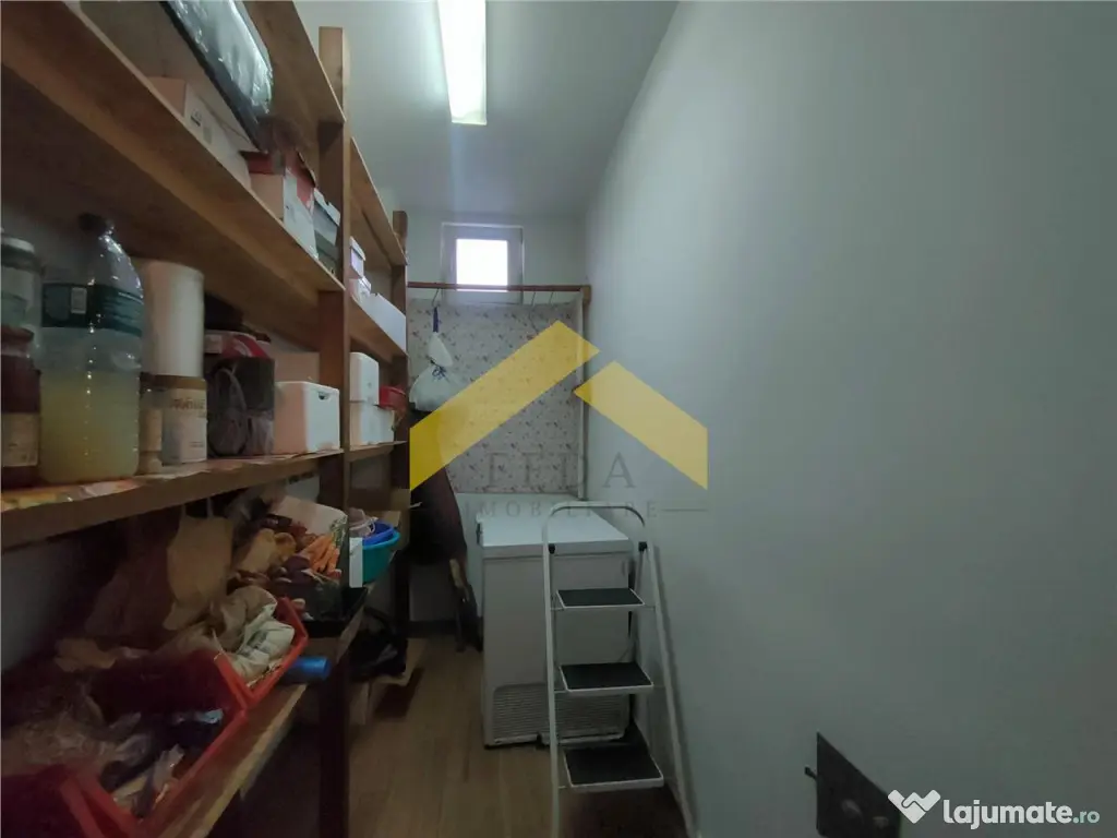 Casa de in zona Parneava