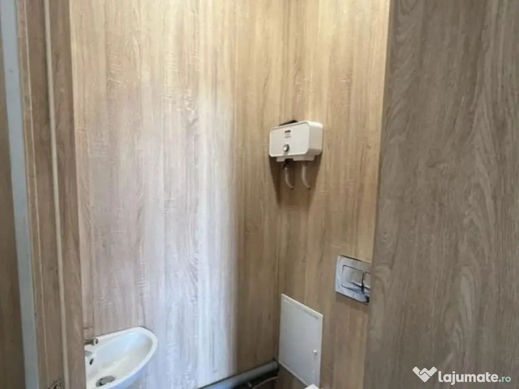 Zona Sala Palatului-Calea Victoriei 12 mp ideal cafenea 