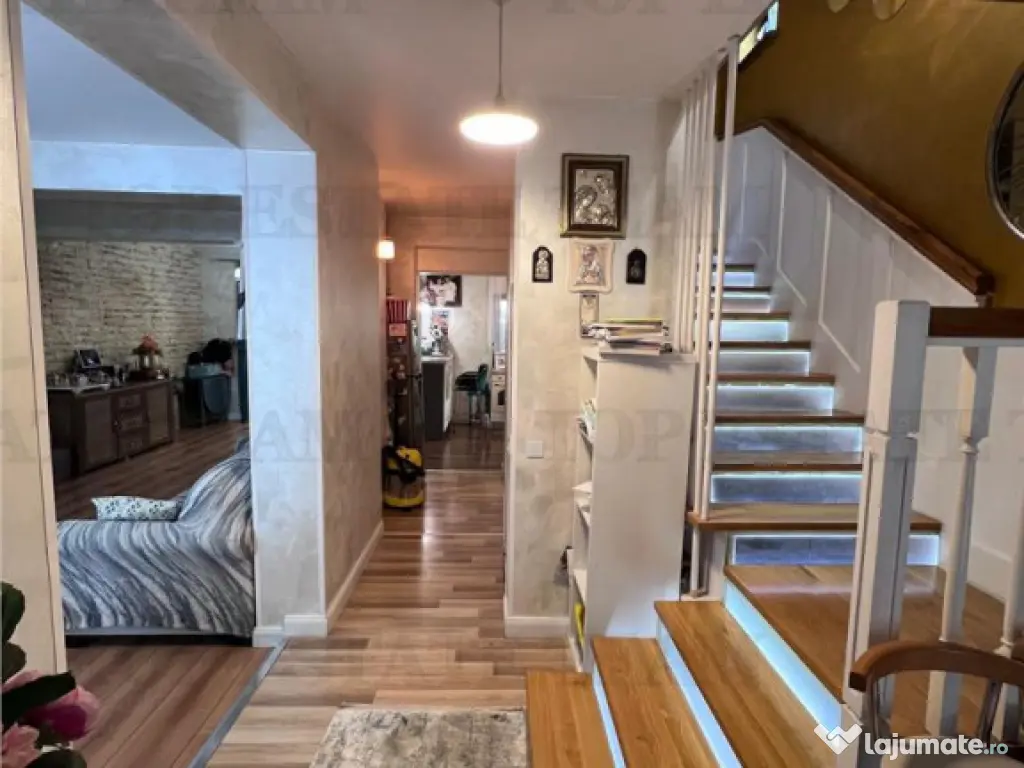 Vila individuala cuplata 4 camere S P 1 M, cu incalzire in p