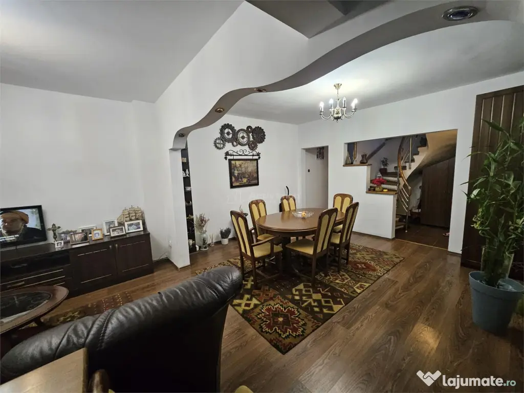 Casa / Vila 5 camere - Vitan / Nerva Traian 