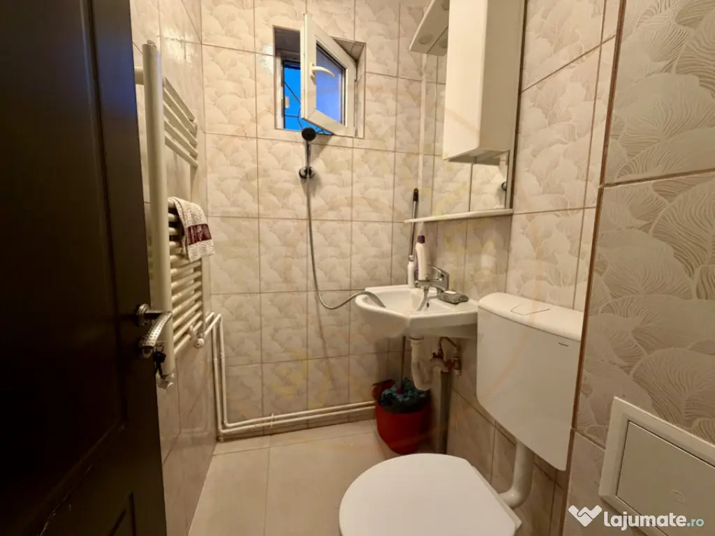 Garsoniera complet mobilată metrou Preciziei