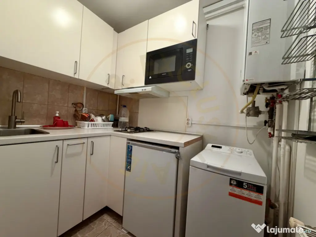 Garsoniera complet mobilată metrou Preciziei