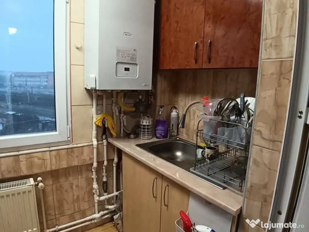 Apartament 2 camere decomandat-zona KM5