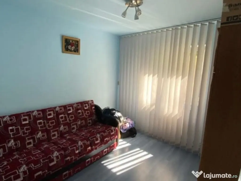 Apartament 2 camere, semidecomandat - zona Grivitei