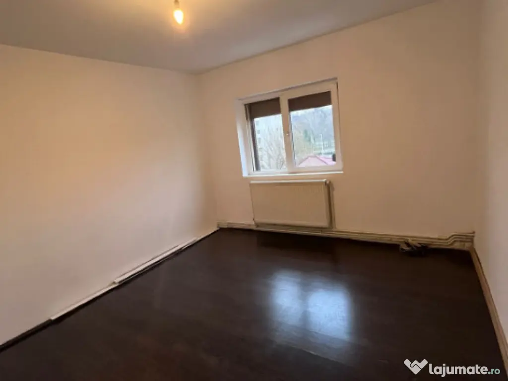 Apartament 3 camere decomandat, 71.84 mp, zona 1 Mai