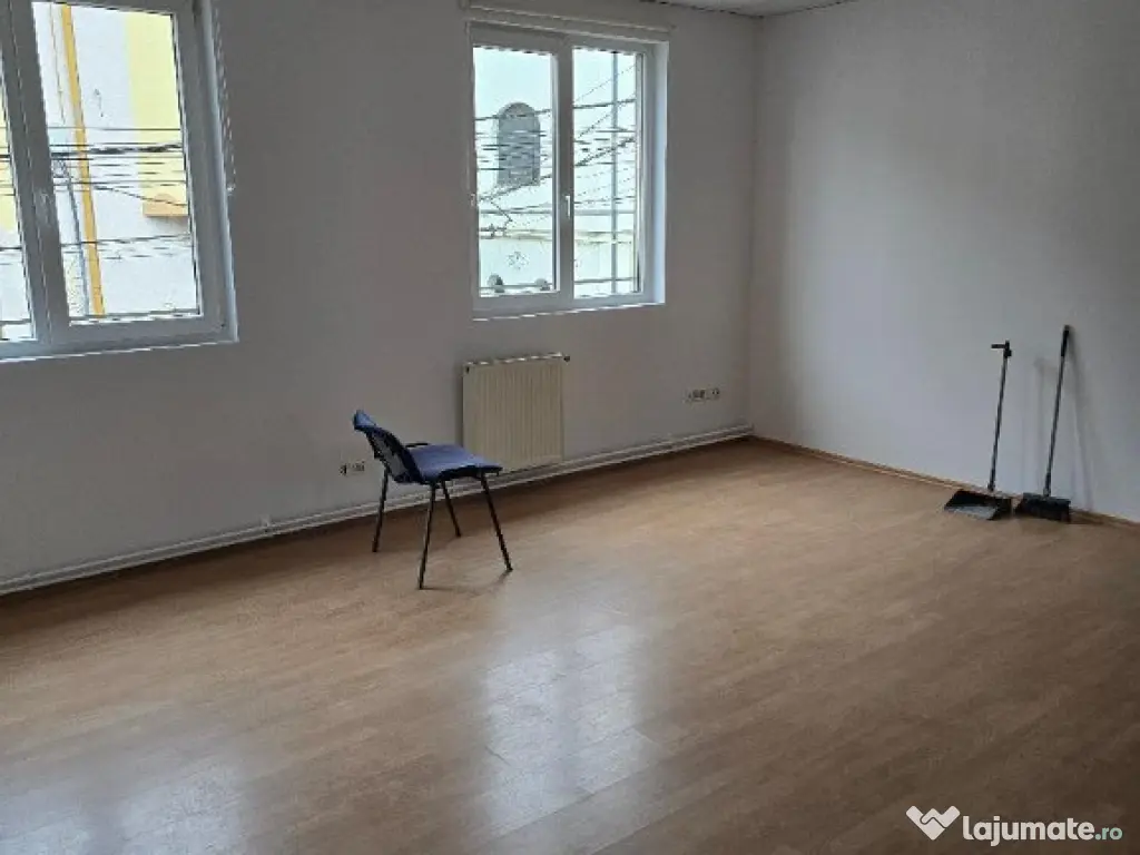 Sp de birou SC 120 mp , 5 bir plus anexe, Ultracentral-Primarie