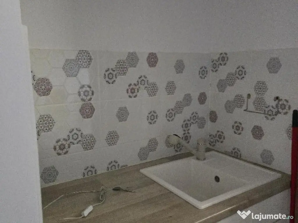 Sp de birou SC 120 mp , 5 bir plus anexe, Ultracentral-Primarie