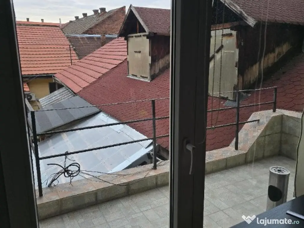 Sp de birou SC 120 mp , 5 bir plus anexe, Ultracentral-Primarie