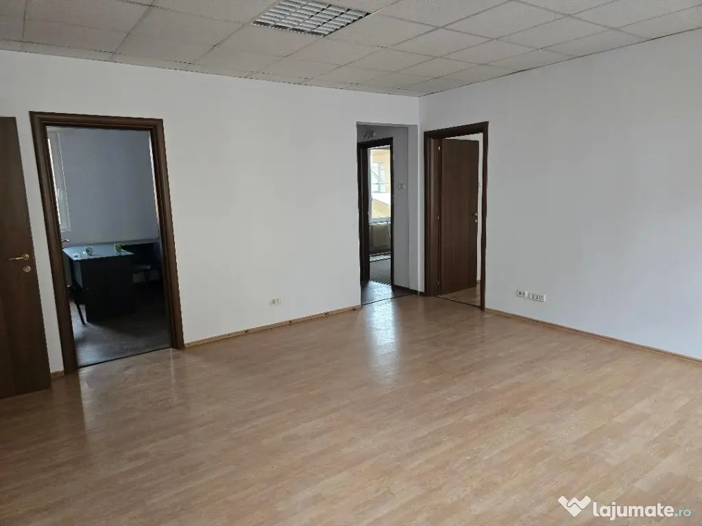 Sp de birou SC 120 mp , 5 bir plus anexe, Ultracentral-Primarie