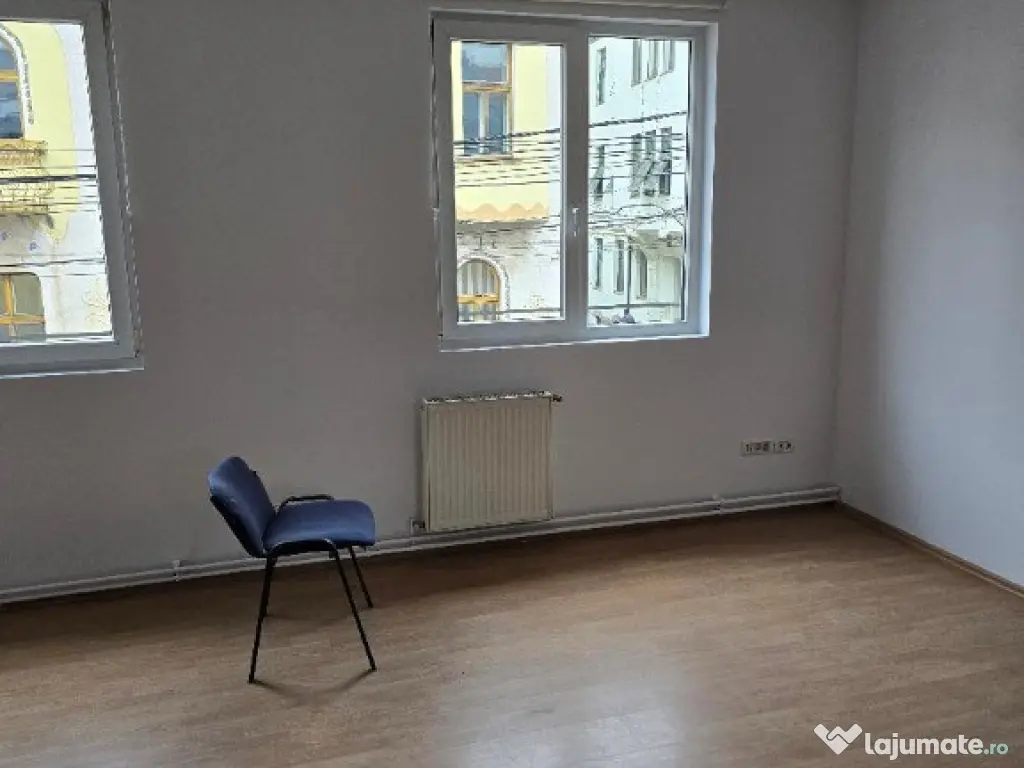 Sp de birou SC 120 mp , 5 bir plus anexe, Ultracentral-Primarie