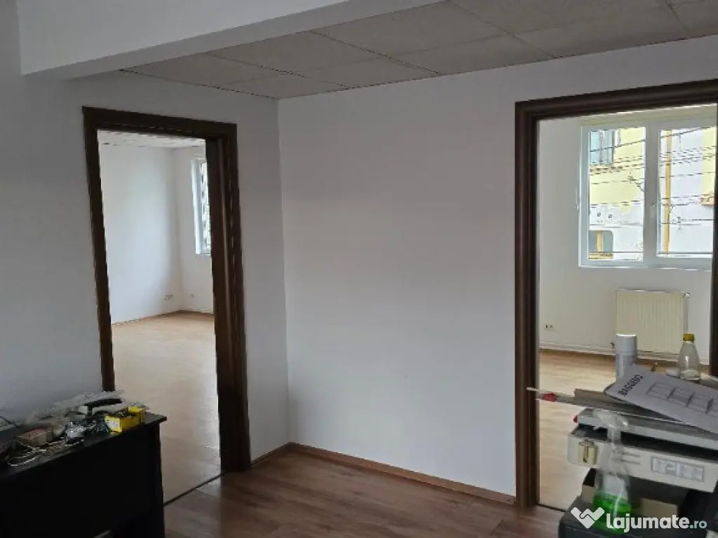 Sp de birou SC 120 mp , 5 bir plus anexe, Ultracentral-Primarie