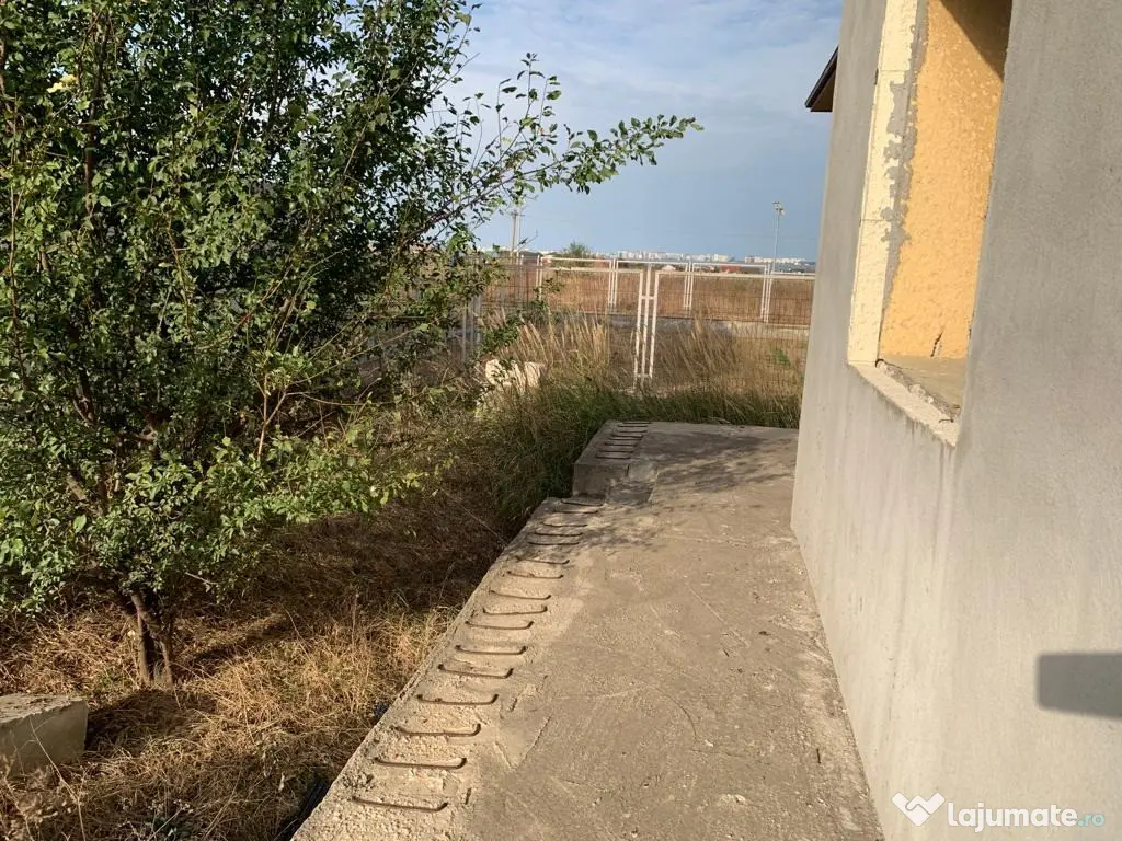 Vila Ovidiu zona Academia Hagi 