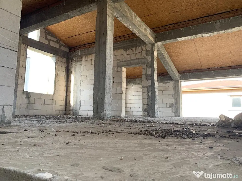 Vila Ovidiu zona Academia Hagi 