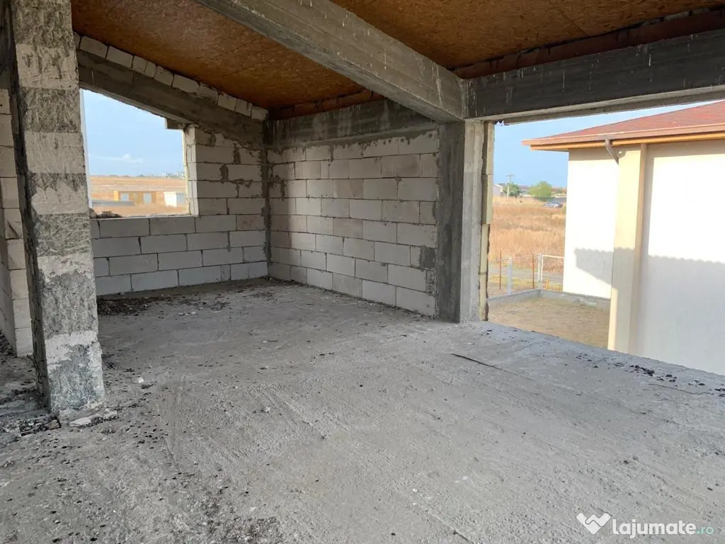 Vila Ovidiu zona Academia Hagi 