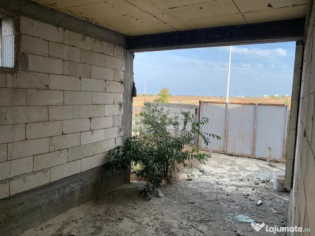 Vila Ovidiu zona Academia Hagi 