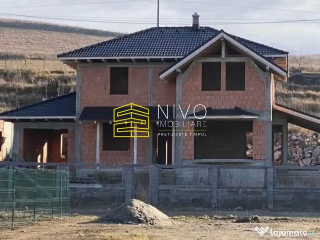 Casă singur în curte – Mureș – Ernei