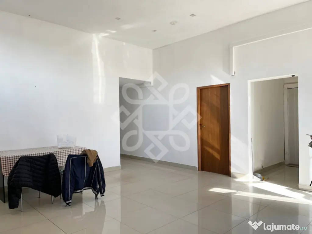 Hala industriala in sat Palota, comuna Santandrei 