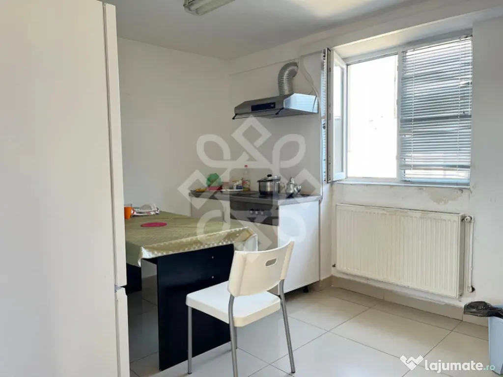 Hala industriala in sat Palota, comuna Santandrei 