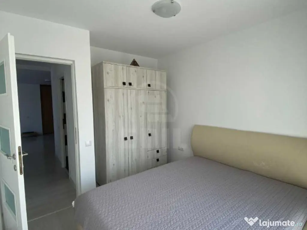 APARTAMENT 3 CAMERE DECOMANDAT