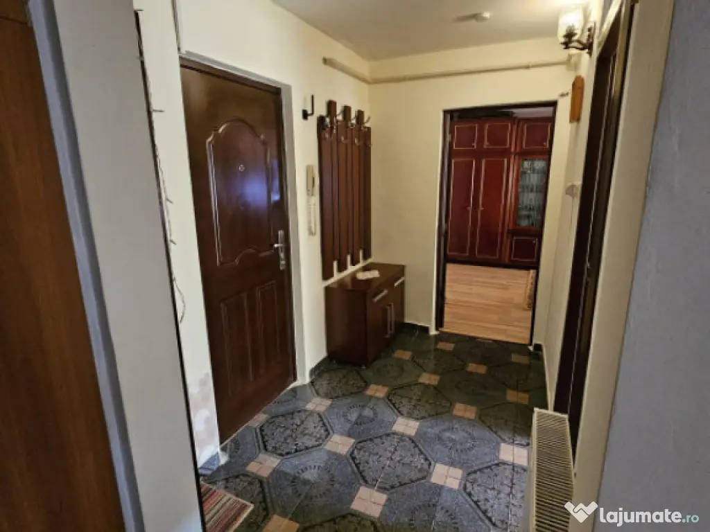 Apartament 2 camere, 52 mp, zona Hotvon