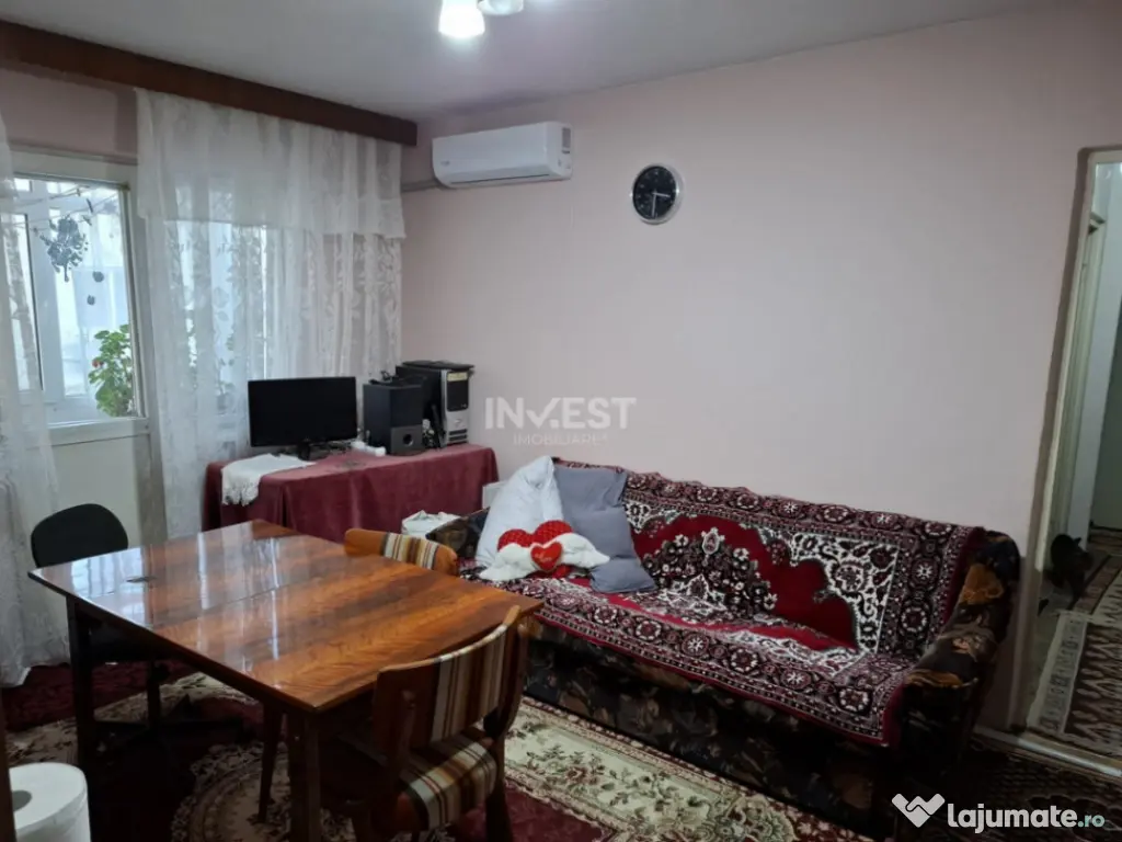 DE VANZARE-APARTAMENT 3 CAMERE-DACIA 