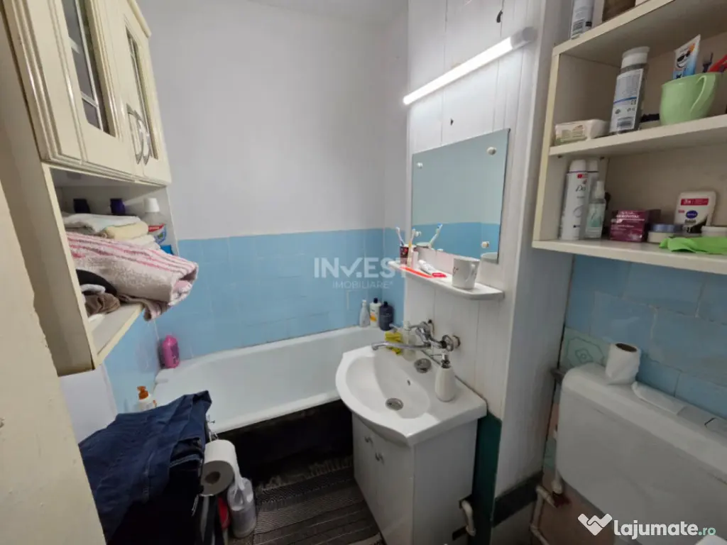 DE VANZARE-APARTAMENT 3 CAMERE-DACIA 