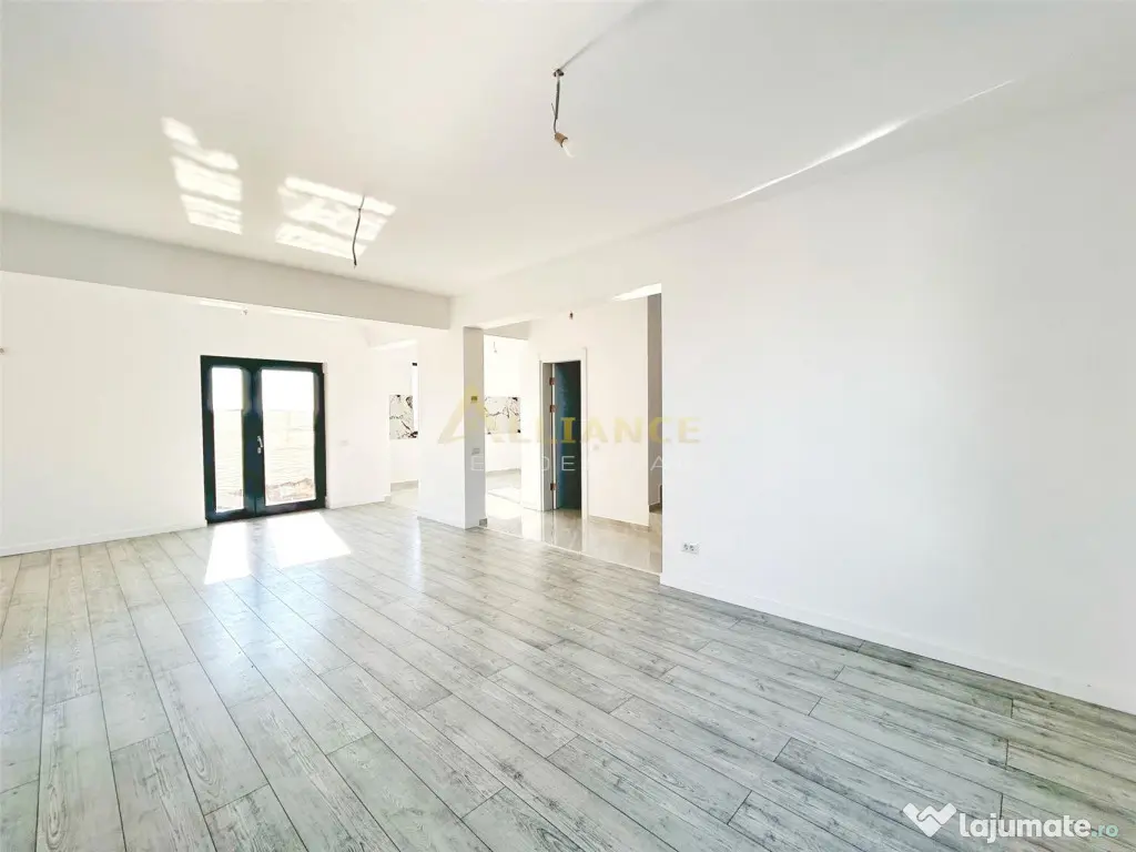 Vila Extravaganta | P 1E | 4 camere | Teren 350mp 