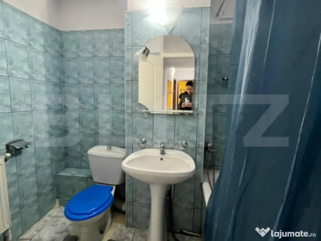 Apartament 2 camere, decomandat, etaj 2, zona Stefan Cel Mar