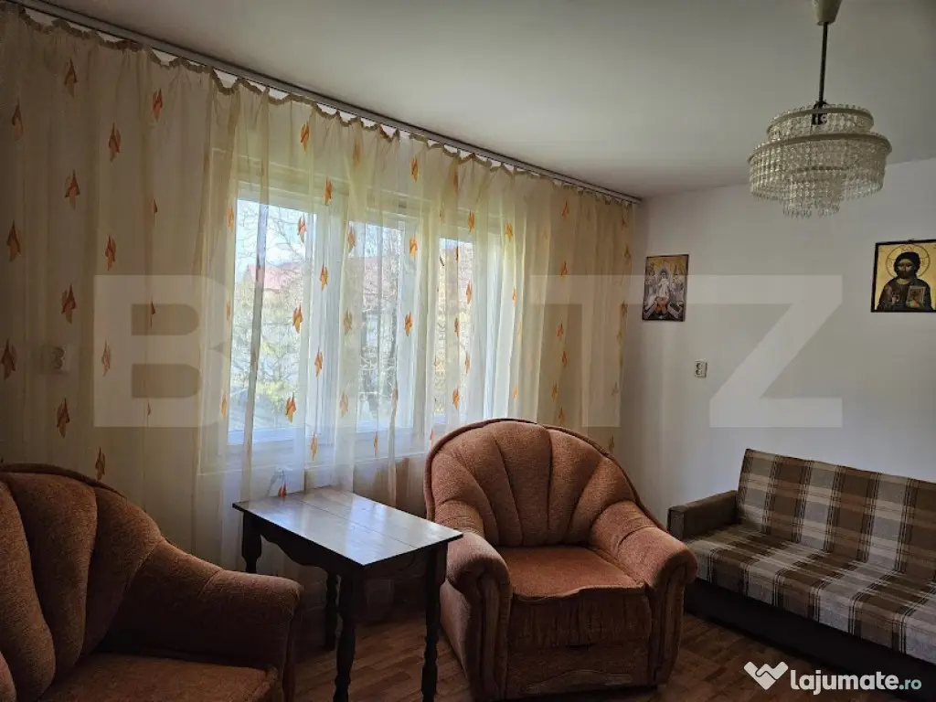 Casa spatioasa cu 4 camere, orasul Campeni