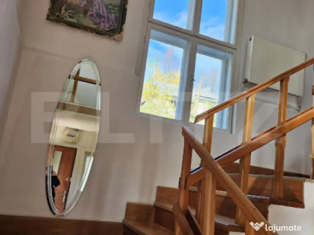 Casa spatioasa cu 4 camere, orasul Campeni