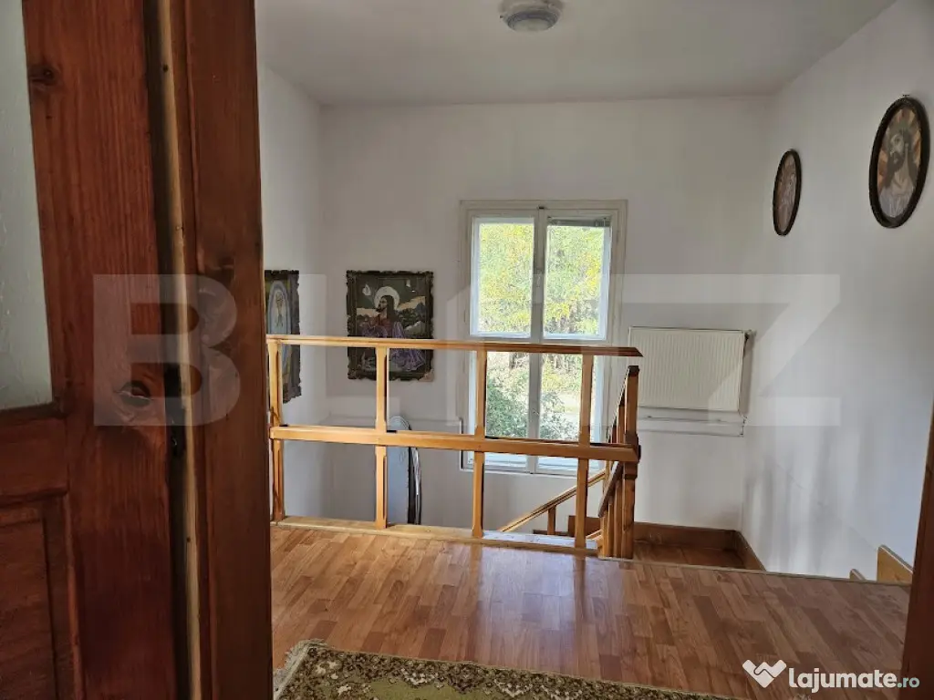 Casa spatioasa cu 4 camere, orasul Campeni