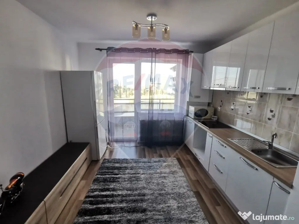 Apartament de închiriat + parcare