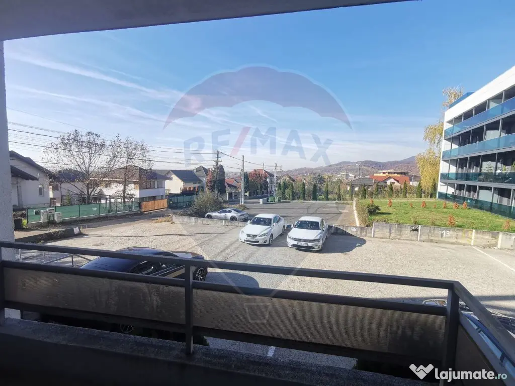 Apartament de închiriat + parcare