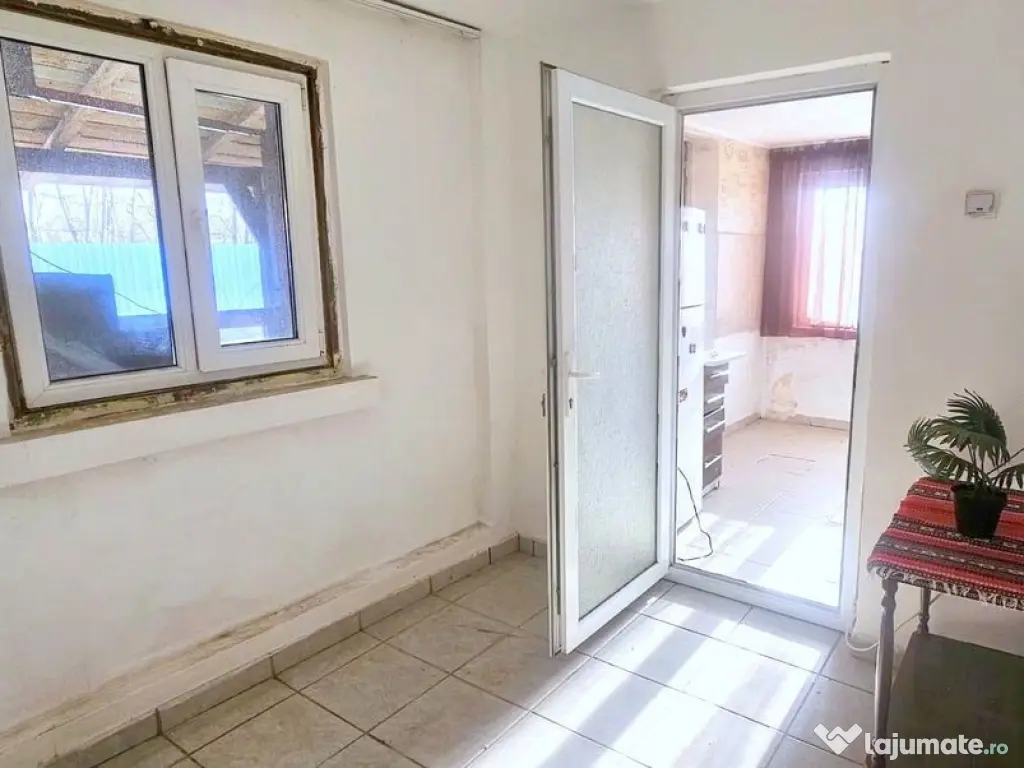 Casa de vanzare in Sendreni, judetul Galati, zona OMV 