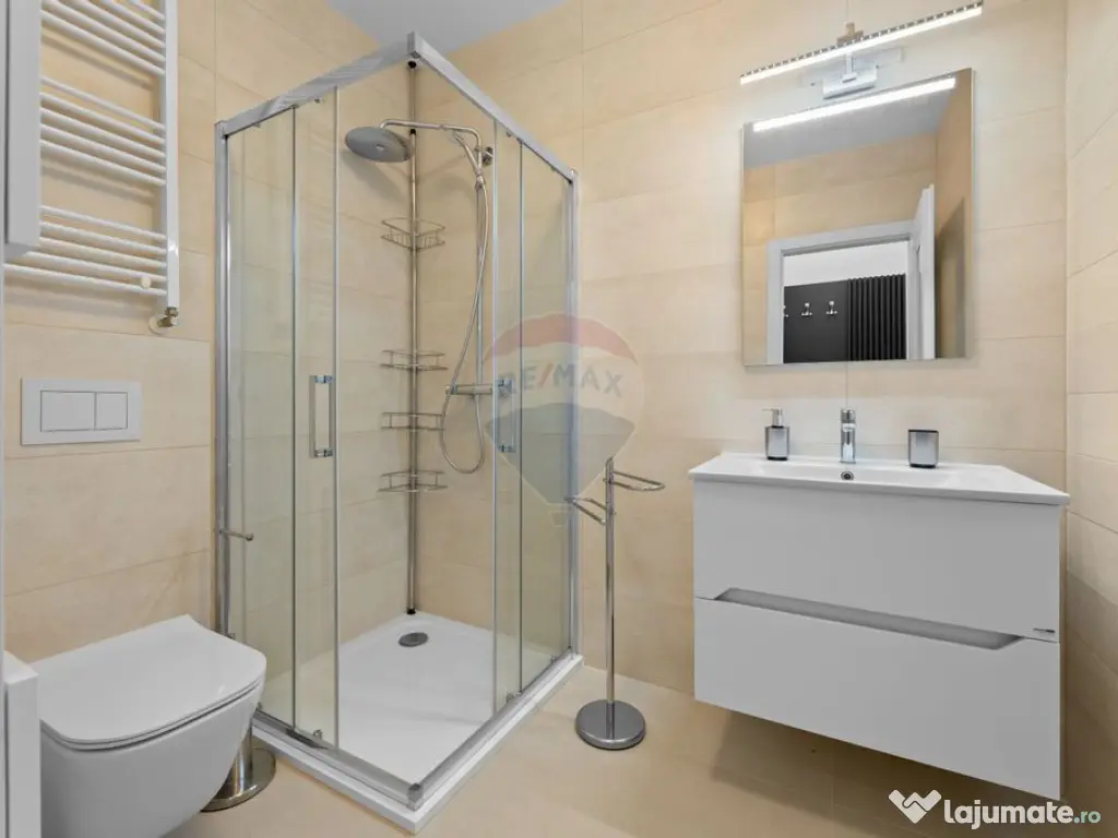 Apartament 2 camere, de închiriat, Adora Central, parcar... 