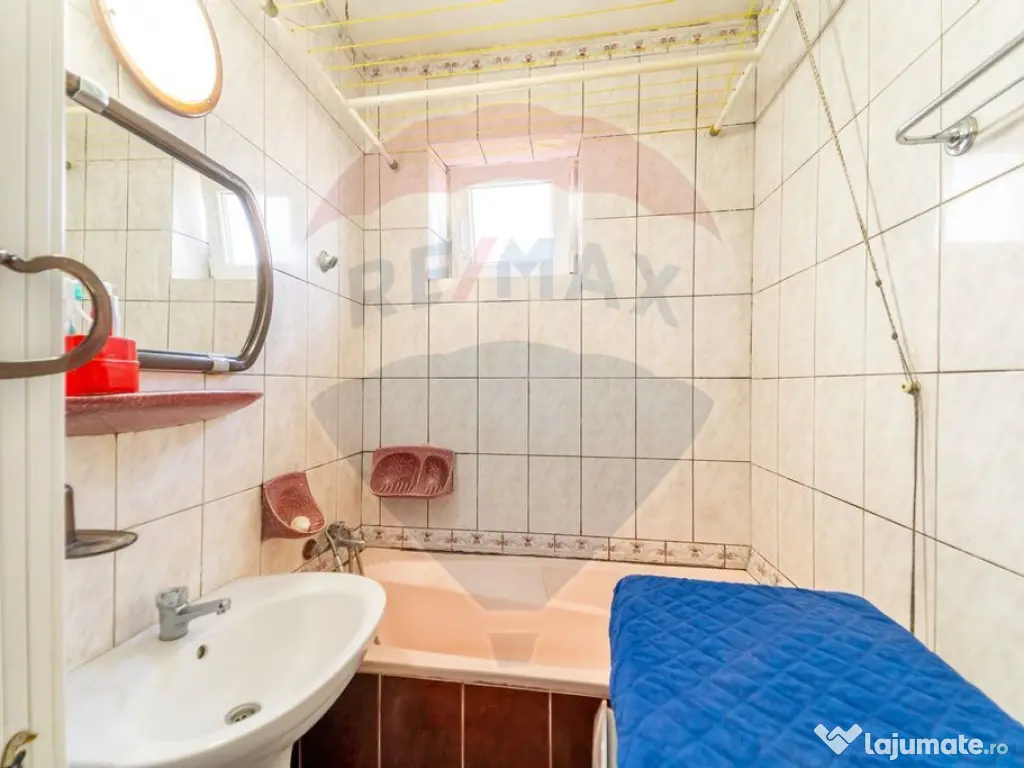 Apartament cu 3 camere in zona Grădiște 