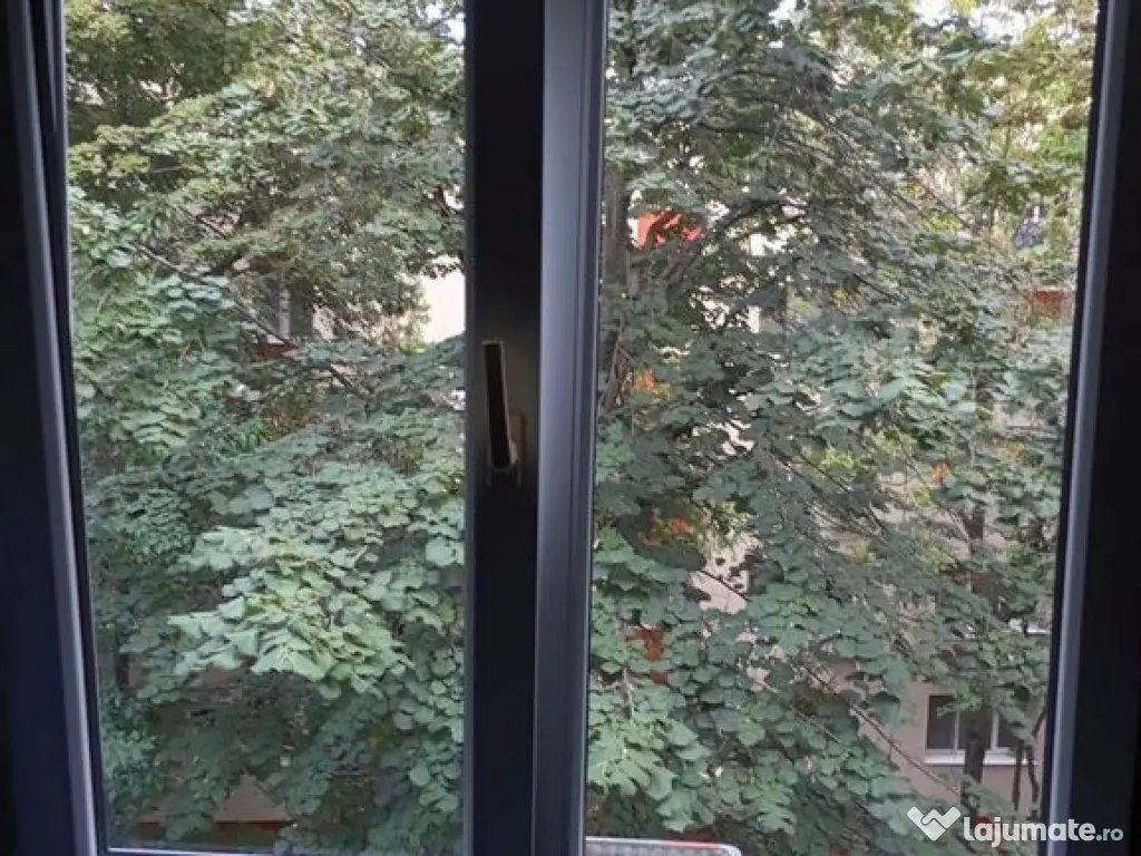 Apartament 3 camere decomandat Brancoveanu 