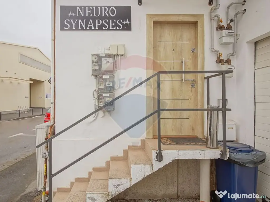 Spaţiu birouri în casă, 100 mp, zona regiunilor, lâng...