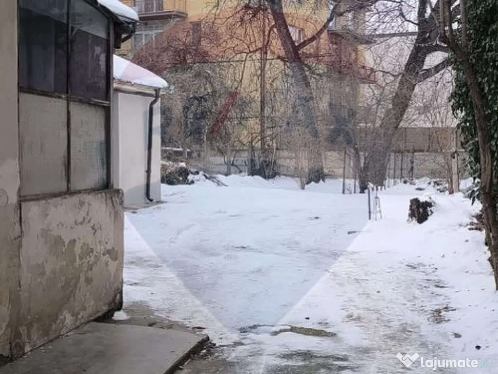 Casă de inchiriat centru 