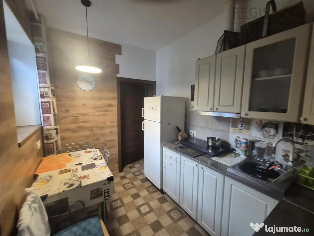 Casa 2 apartamente si curte privata , AFI Mall Brasov 