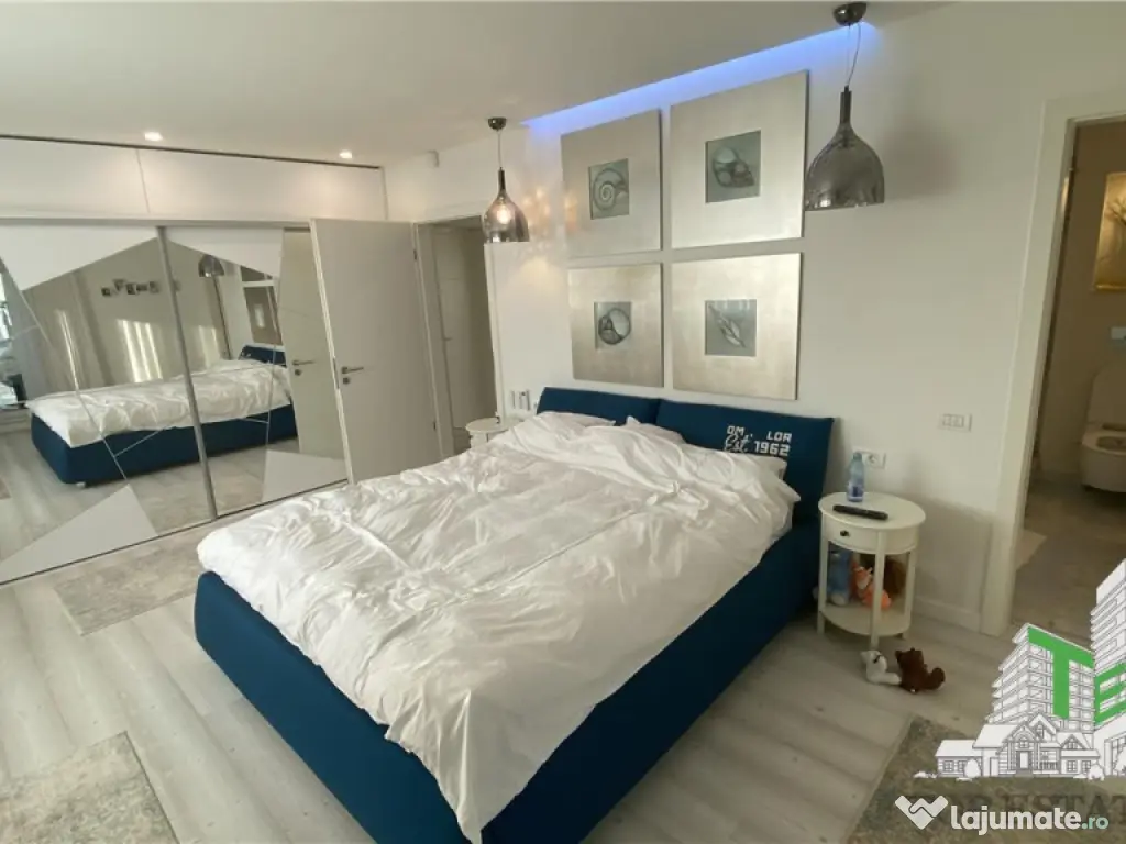 Apartament 4 camere - prima linie, vedere frontala - Mamaia 