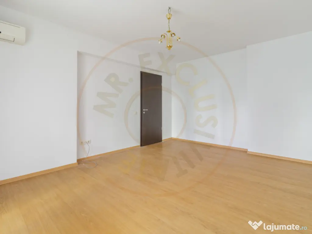 Apartament decomandat cu curte proprie de 170 mp