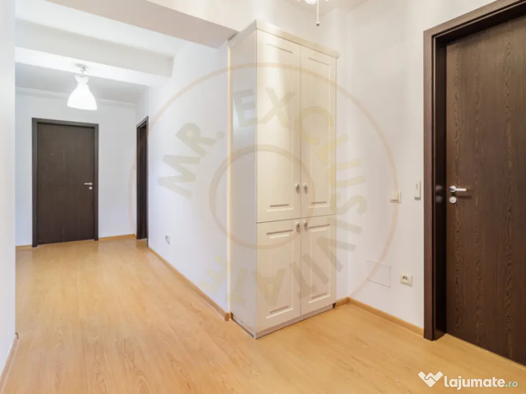 Apartament decomandat cu curte proprie de 170 mp