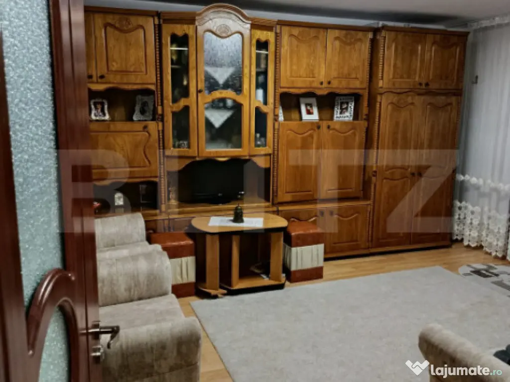 Apartament 3 camere, 67 mp, zona George Enescu 