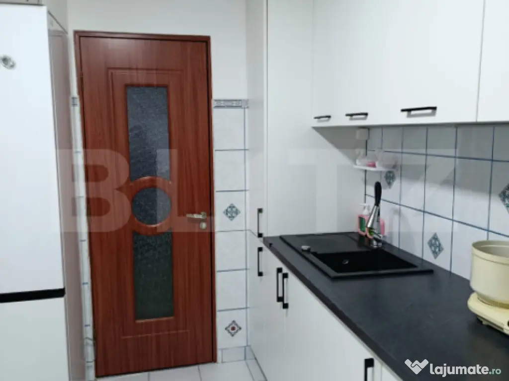 Apartament 3 camere, 67 mp, zona George Enescu 