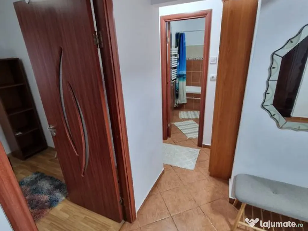 Inel 2 scoala 39-apartament 4 camere la cheie 