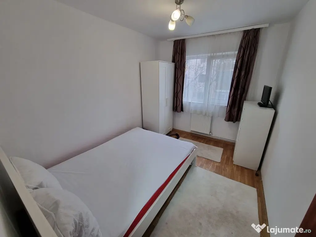 Inel 2 scoala 39-apartament 4 camere la cheie 