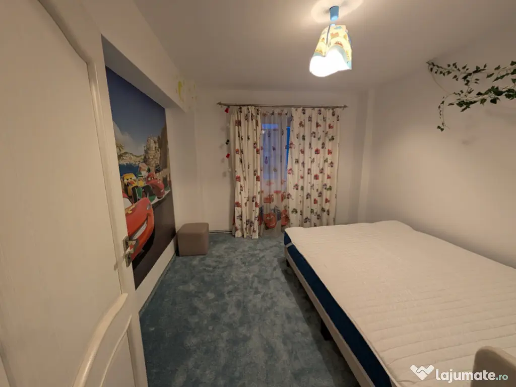 Renovat, 2 camere decomandate - 64 mp , etaj intermediar, No 